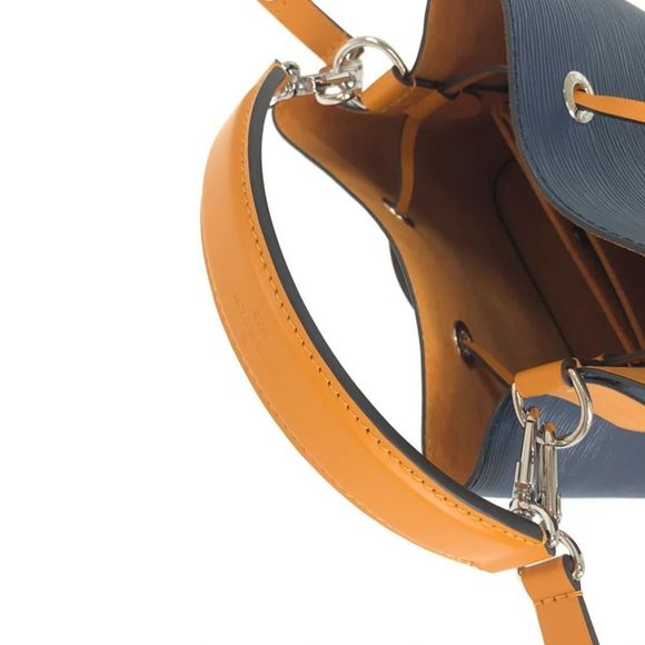 Louis Vuitton NeoNoe BB Shoulder Bag - Picture 10 of 16